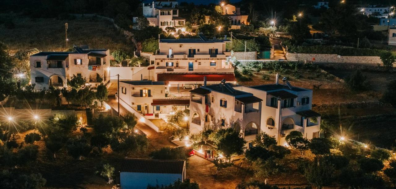 Theofilos Appartements Livadi  Luaran gambar