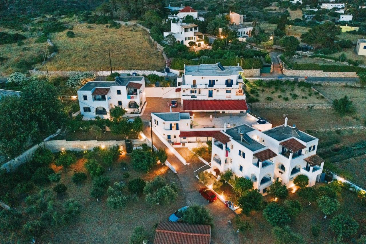 Theofilos Appartements Livadi  Luaran gambar