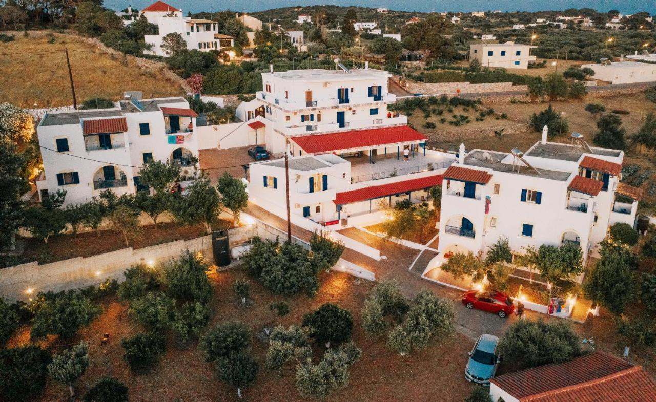 Theofilos Appartements Livadi  Luaran gambar