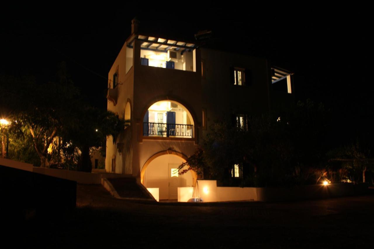 Theofilos Appartements Livadi  Luaran gambar