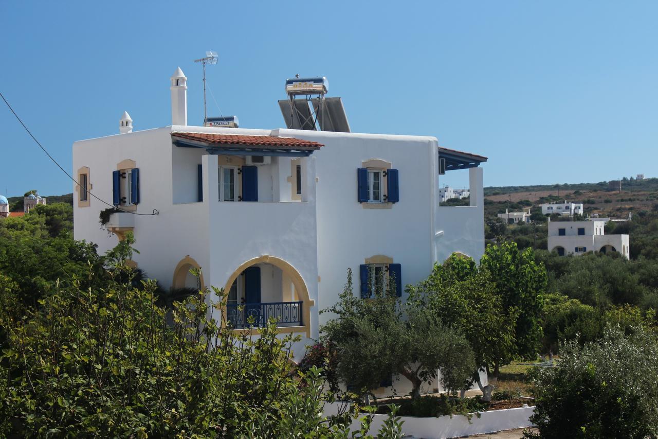 Theofilos Appartements Livadi  Luaran gambar