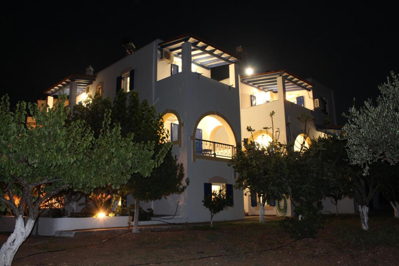 Theofilos Appartements Livadi  Luaran gambar