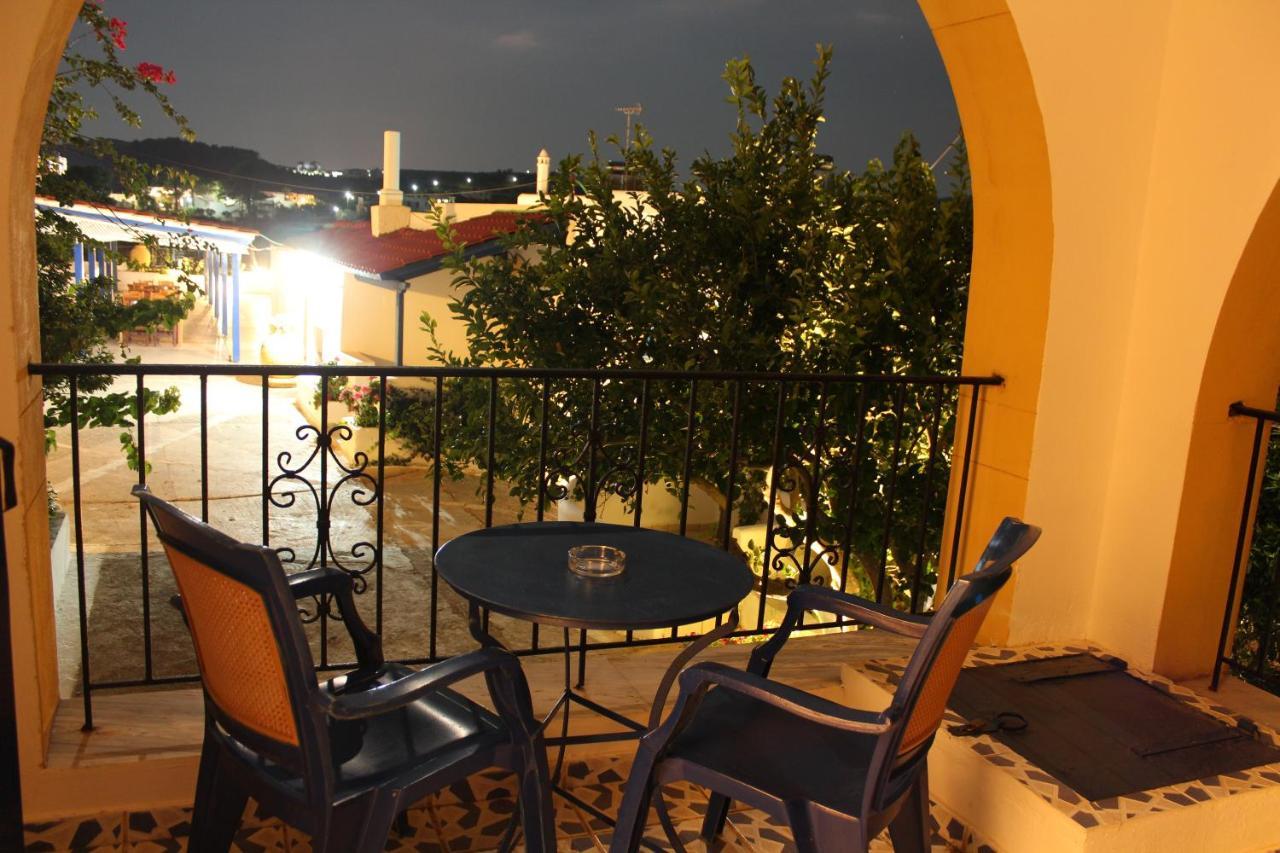Theofilos Appartements Livadi  Luaran gambar